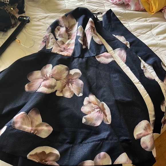 Cute party dress - Picture 4 of 7